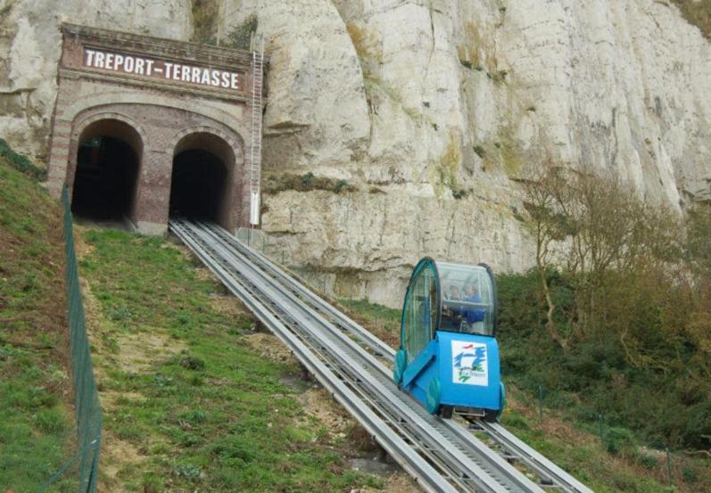 A Nous Quatre Villa Le Treport Bagian luar foto