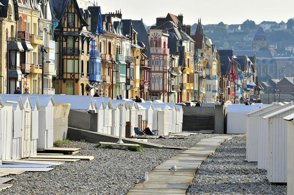 A Nous Quatre Villa Le Treport Bagian luar foto